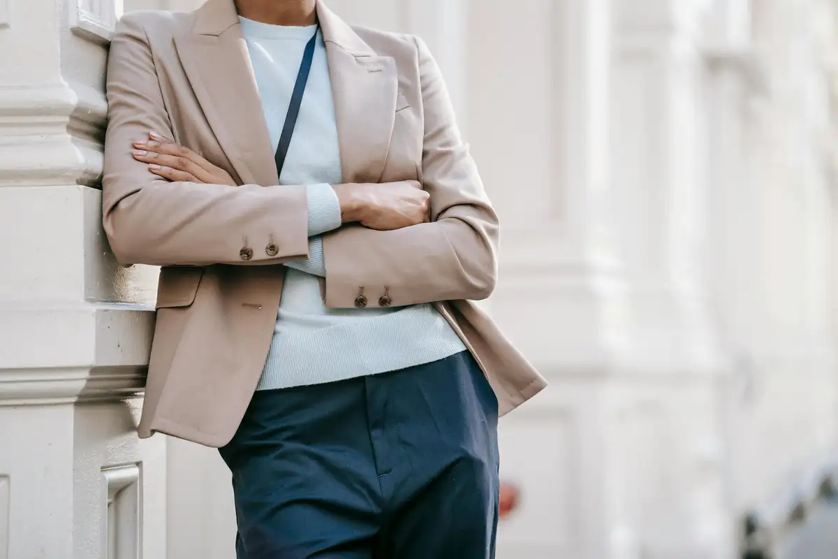 Linen Short Suit — Blazer & Trouser Set - Image 1