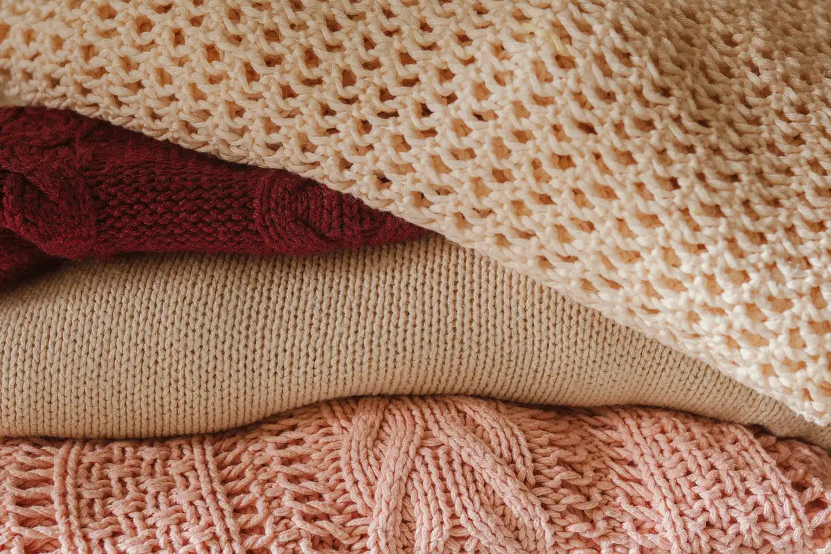 Cashmere-Blend Roll-Neck Sweater - Image 1